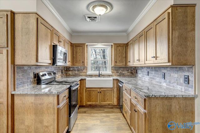 722 Denson Avenue SW, Cullman, AL 35055