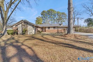 722 Denson Avenue SW, Cullman, AL 35055