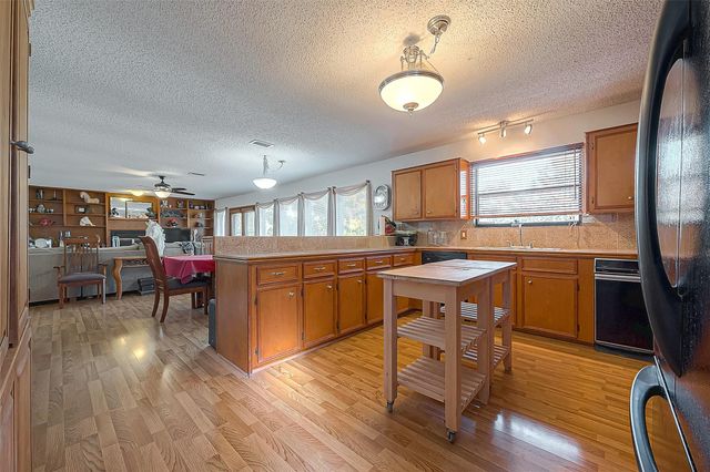 220 Hillcrest Drive, Coldspring, TX 77331