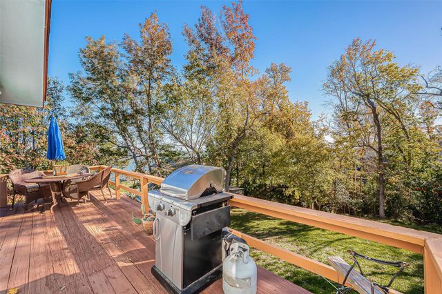 220 Hillcrest Drive, Coldspring, TX 77331