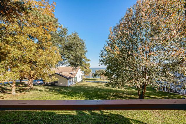 220 Hillcrest Drive, Coldspring, TX 77331