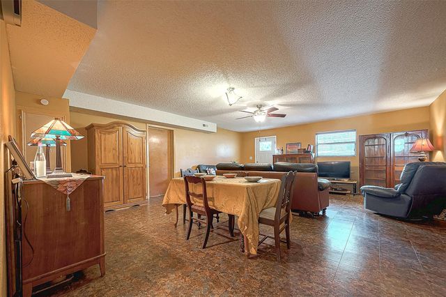 220 Hillcrest Drive, Coldspring, TX 77331