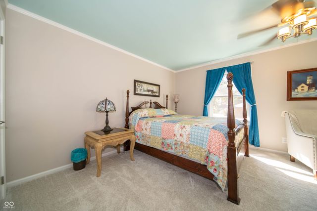 71 W Kingbird Drive, Fortville, IN 46040