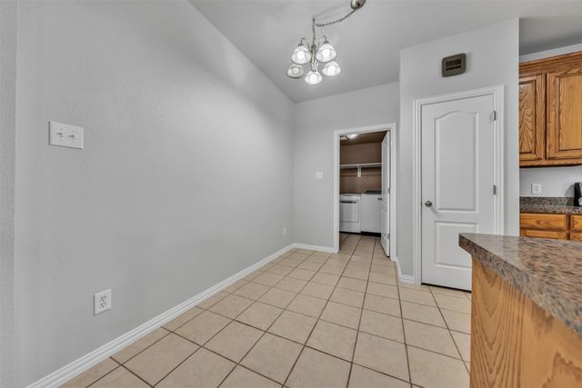 10800 Hunter Drive, Justin, TX 76247