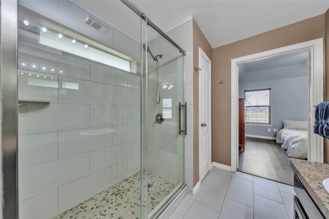 10800 Hunter Drive, Justin, TX 76247