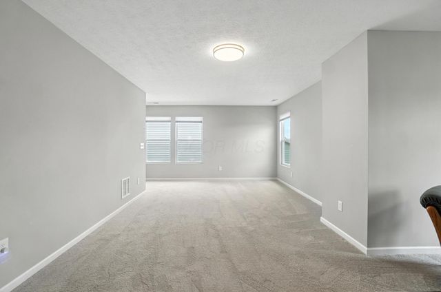 1756 Zucchina Drive, Hilliard, OH 43026