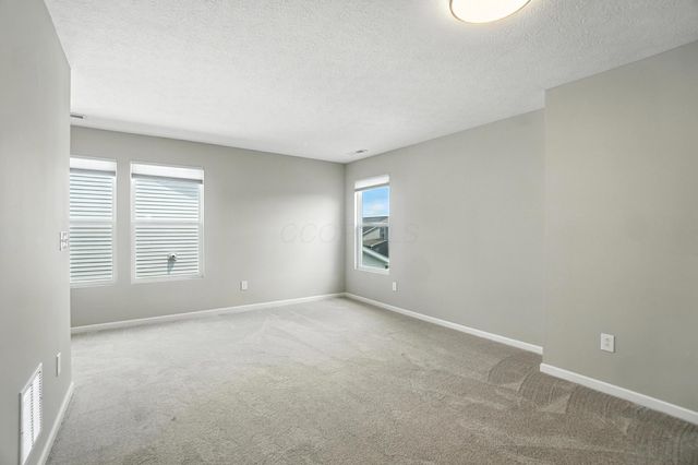 1756 Zucchina Drive, Hilliard, OH 43026