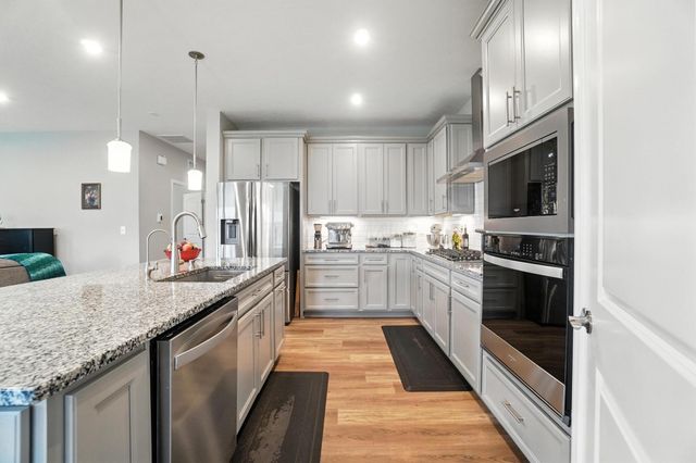1756 Zucchina Drive, Hilliard, OH 43026