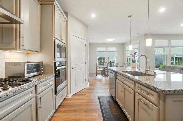 1756 Zucchina Drive, Hilliard, OH 43026