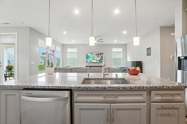 1756 Zucchina Drive, Hilliard, OH 43026