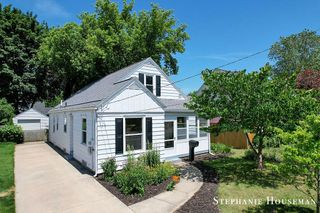 933 Mayhew Wood Drive Se, City Of Grand Rapids, MI 49507