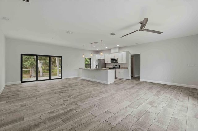 18391 FREMONT AVENUE, Port Charlotte, FL 33954