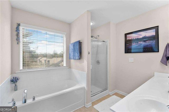 124 Wiley Parc Circle, Woodstock, GA 30188