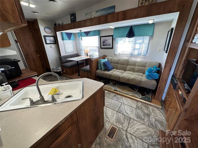 104 Robin Lane, New London, NC 28127