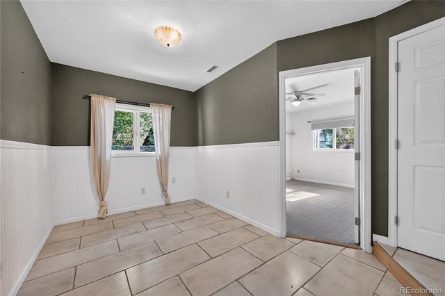 20 Longs Peak Avenue, Longmont, CO 80501