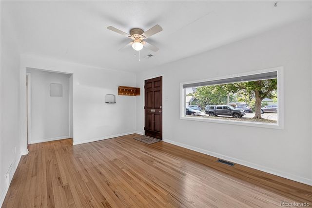 20 Longs Peak Avenue, Longmont, CO 80501