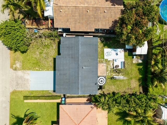 270 NE 42nd Street, Oakland Park, FL 33334