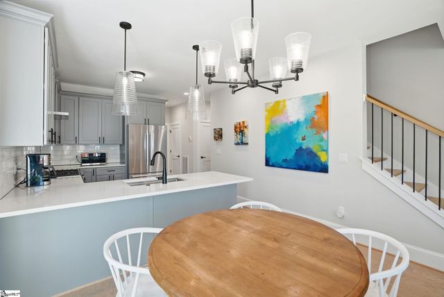 15 Conwell Street, Greenville, SC 29601