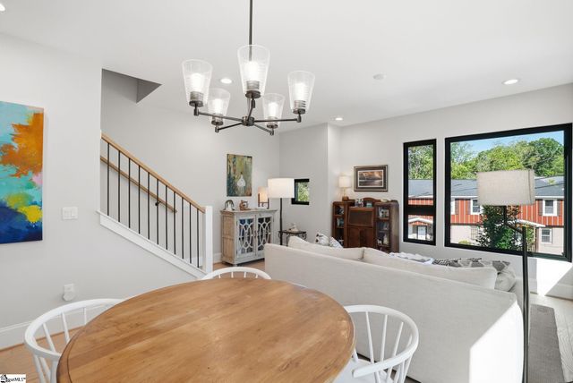15 Conwell Street, Greenville, SC 29601