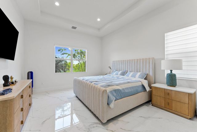 10145 Timber Creek Way, Palm Beach Gardens, FL 33412