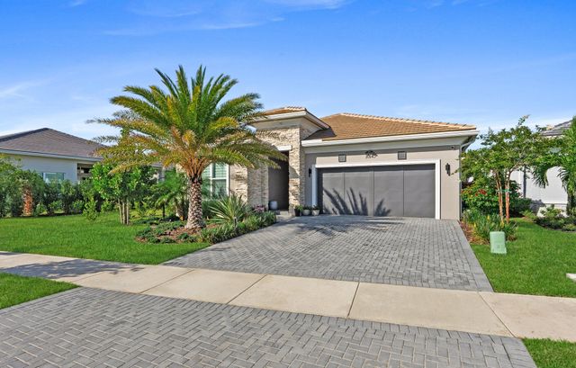 10145 Timber Creek Way, Palm Beach Gardens, FL 33412