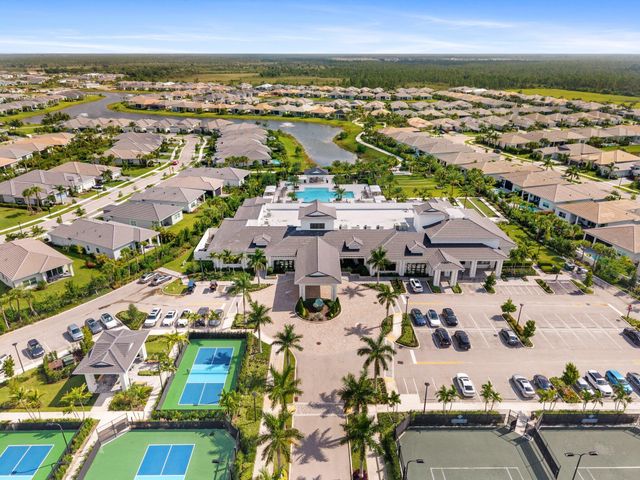 10145 Timber Creek Way, Palm Beach Gardens, FL 33412