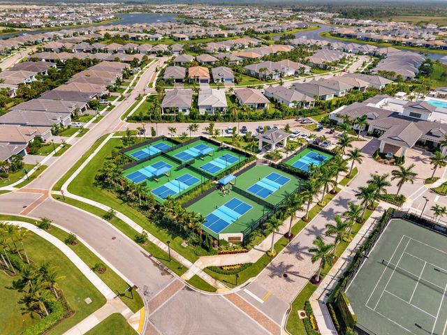 10145 Timber Creek Way, Palm Beach Gardens, FL 33412