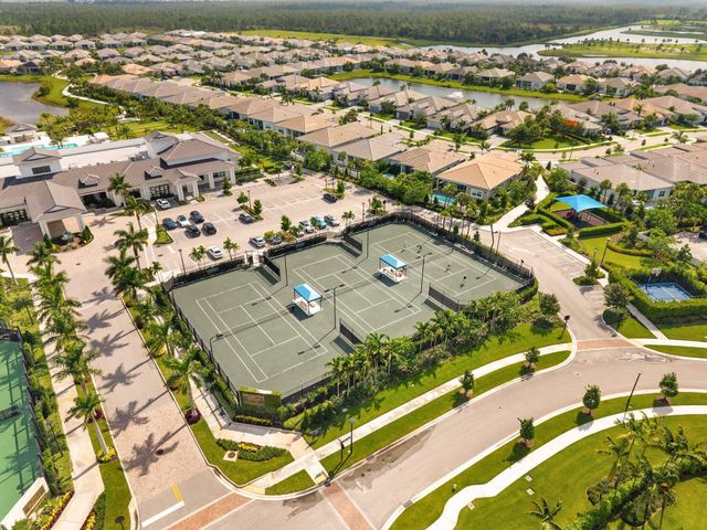 10145 Timber Creek Way, Palm Beach Gardens, FL 33412
