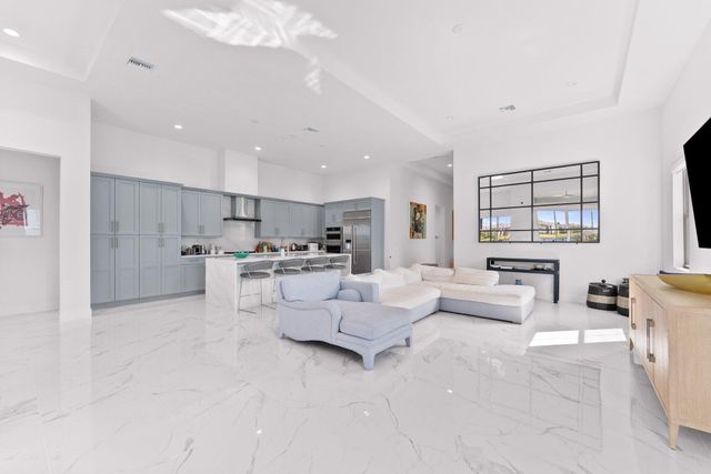 10145 Timber Creek Way, Palm Beach Gardens, FL 33412