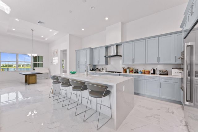 10145 Timber Creek Way, Palm Beach Gardens, FL 33412