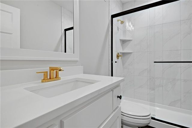 22109 W 93rd Terrace, Lenexa, KS 66220