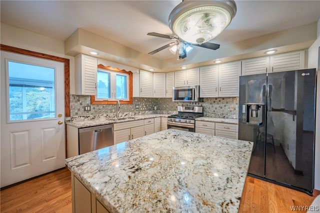 93 Harding Road, Amherst, NY 14221