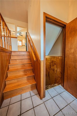 93 Harding Road, Amherst, NY 14221