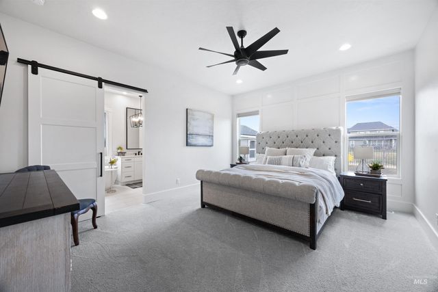 4514 W Durango Dr, Meridian, ID 83646