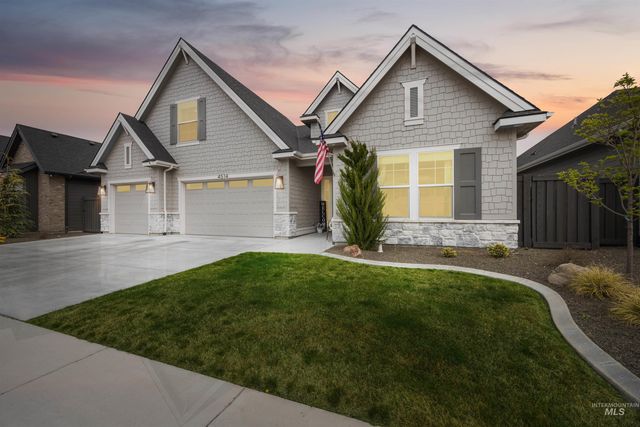 4514 W Durango Dr, Meridian, ID 83646