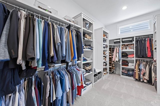 4514 W Durango Dr, Meridian, ID 83646