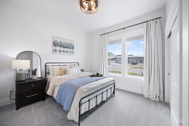 4514 W Durango Dr, Meridian, ID 83646