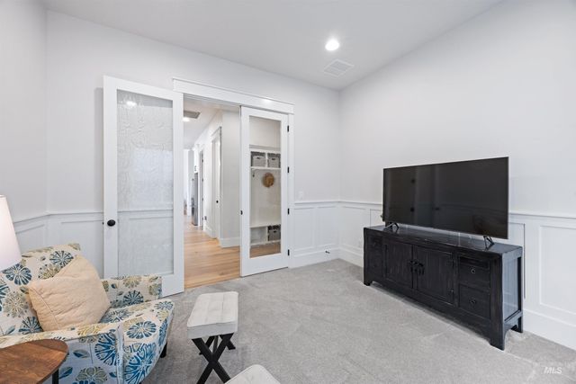 4514 W Durango Dr, Meridian, ID 83646