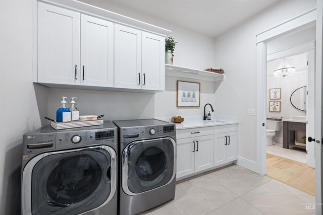 4514 W Durango Dr, Meridian, ID 83646