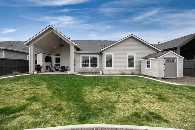 4514 W Durango Dr, Meridian, ID 83646