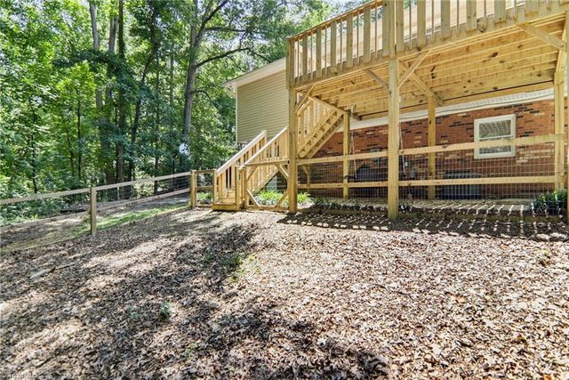 370 Tamworth Drive, Clemmons, NC 27012