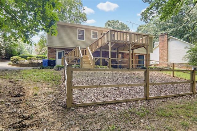 370 Tamworth Drive, Clemmons, NC 27012