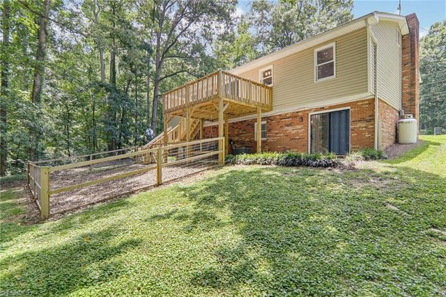 370 Tamworth Drive, Clemmons, NC 27012