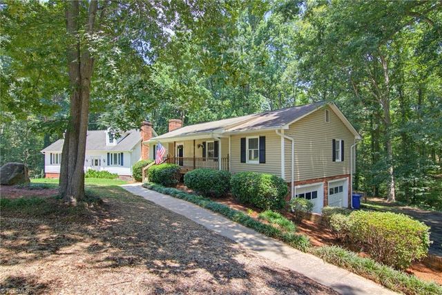 370 Tamworth Drive, Clemmons, NC 27012