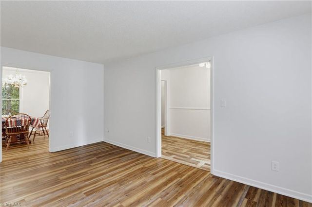 370 Tamworth Drive, Clemmons, NC 27012