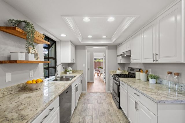 36075 Vallee Terrace, Fremont, CA 94536