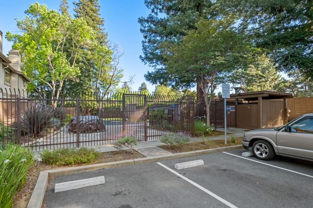 36075 Vallee Terrace, Fremont, CA 94536