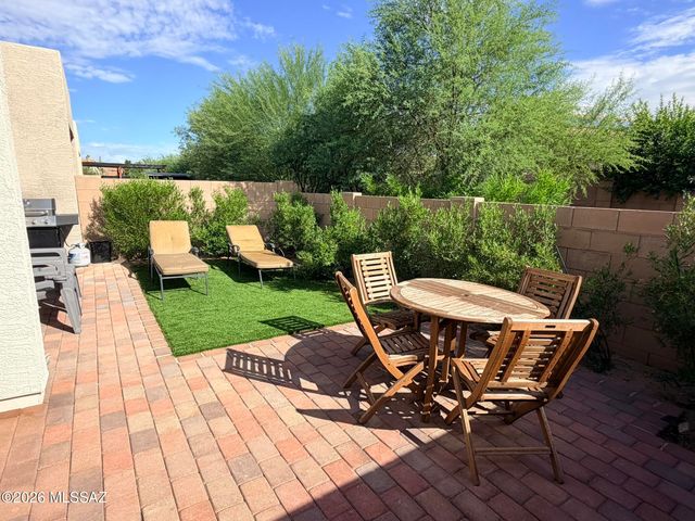7403 W Barrel Racer Road, Tucson, AZ 85743