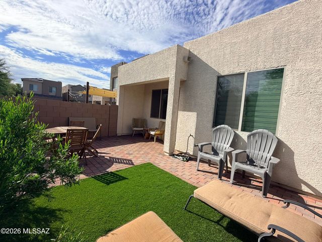 7403 W Barrel Racer Road, Tucson, AZ 85743