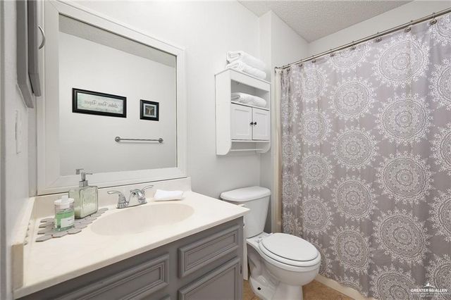 2900 Kilgore Avenue, Mcallen, TX 78504